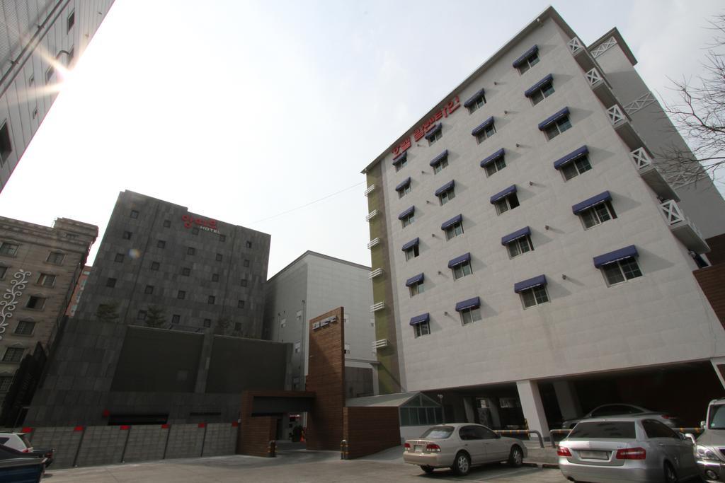 Valentine Hotel Коян Экстерьер фото